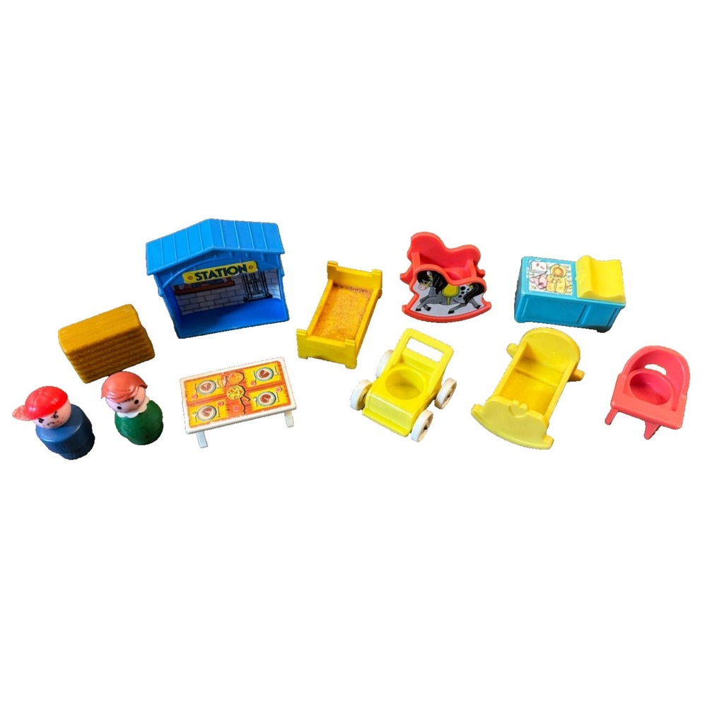 Vintage Fisher Price Little People Lot People Boy Hat Girl Baby Items Furniture